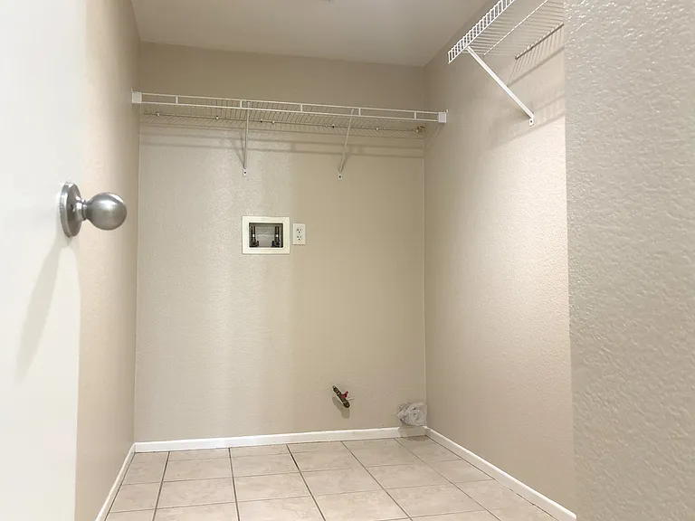 16782 Broadmoor Way — Photo 6