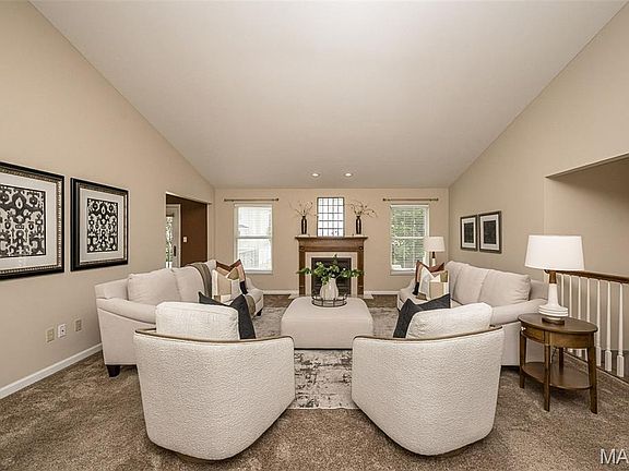 5th image of 368 Clarendon Ln