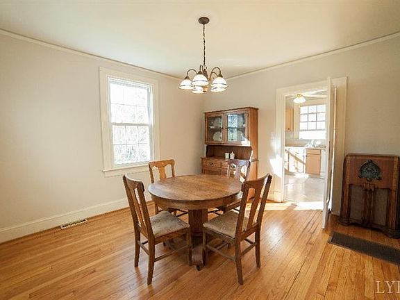 5th image of 1012 Chowan Ave