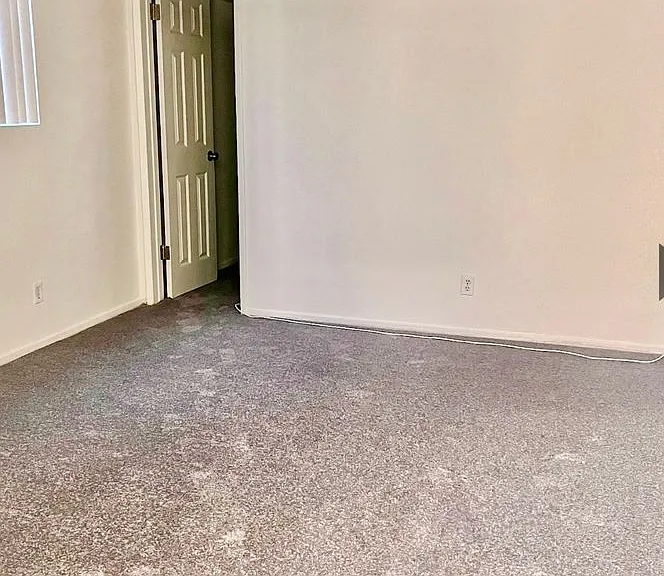 1711 Granville Ave. — Photo 7