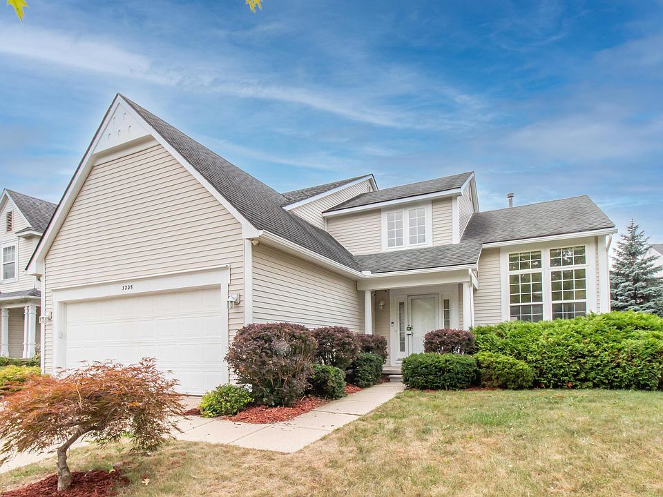 1st image of 3205 Aldwych Cir