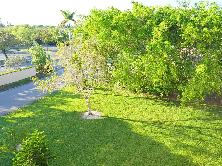 401 Southampton Dr #A-401 — Photo 28