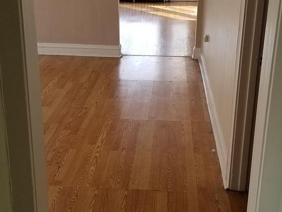 4th image of 7719 S East End Ave