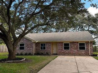 1713 Redwood Cir, Alvin, TX 77511