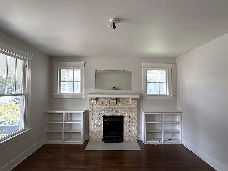 207 E Lauderdale St #A — Photo 2