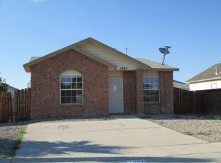 1067 Mill Valley Rd, Socorro, TX 79927