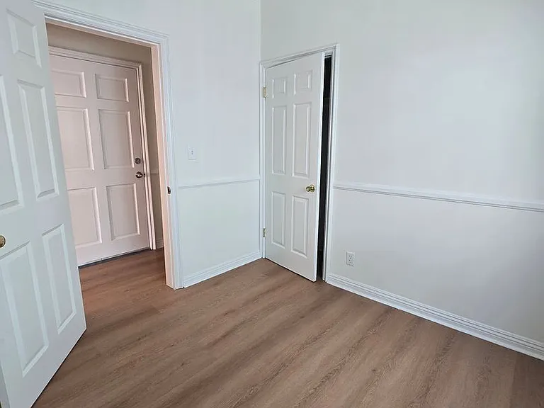 357 N Ogden Dr — Photo 16