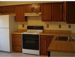 4th image of 705 Sunset Cir