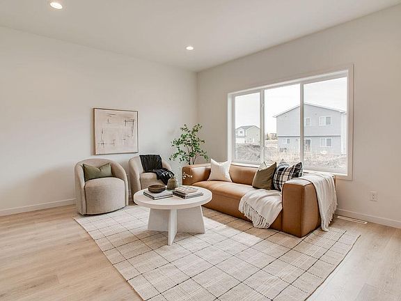 4th image of 6786 Bellview Dr S