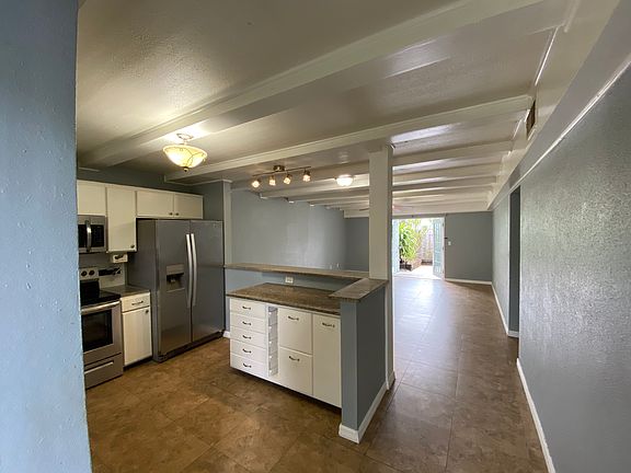 3rd image of 14419 Americana Cir APT 103