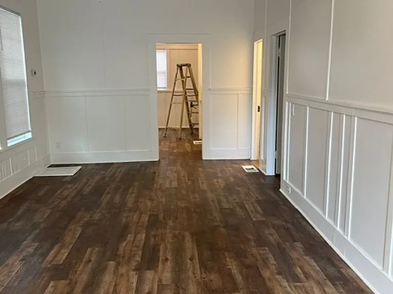 1066 Pine St — Photo 14