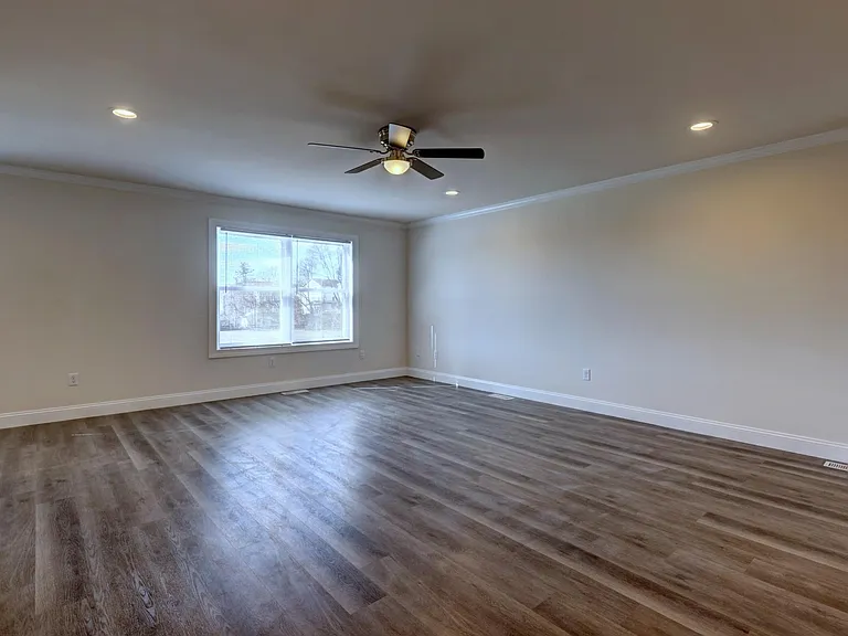 57 Bassett St — Photo 17