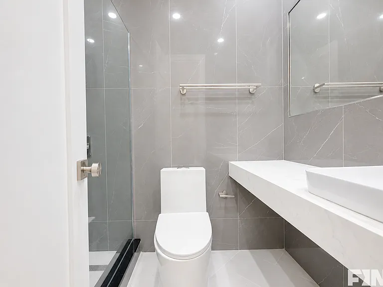 382 Chauncey St #1 — Photo 8