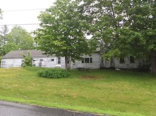 284 Old Brunswick Rd, Gardiner, ME 04345