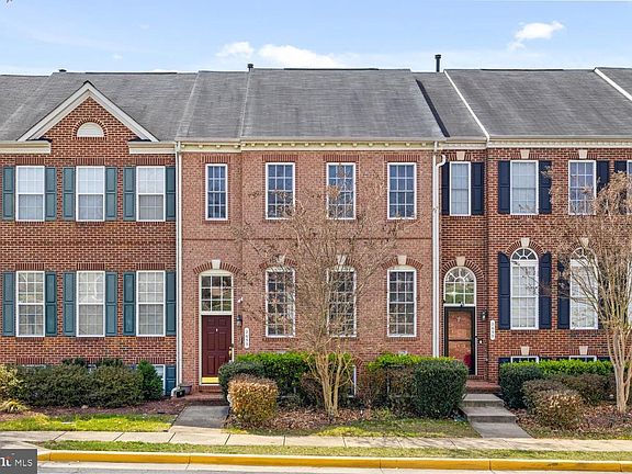 2nd image of 2653 Helmsman Ln