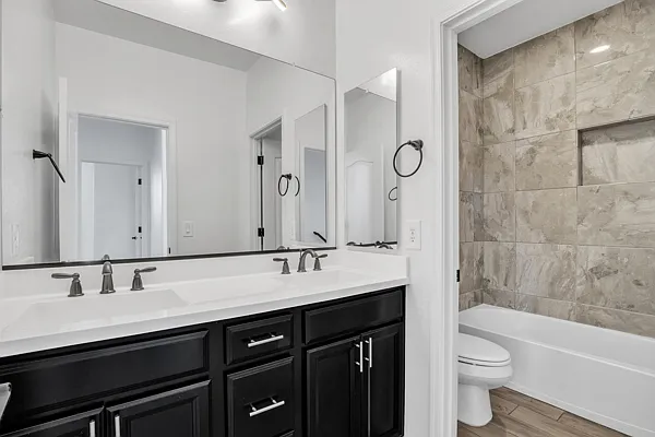 9807 E Axle Ave — Photo 14