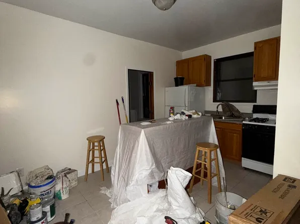 31-39 34th Street image 1 of 3