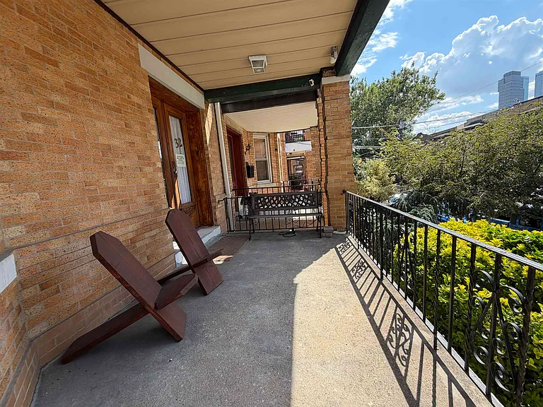 32 Concord St #2 — Photo 41