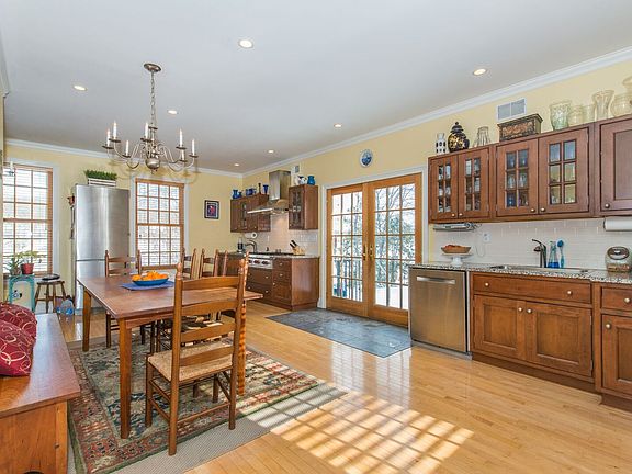 4th image of 173 Point Breeze Drive #Murray Rd