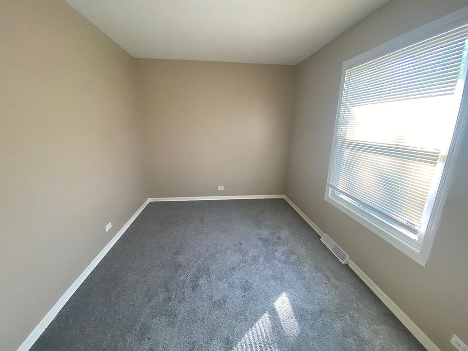 2nd image of 16328 Winchester Ave