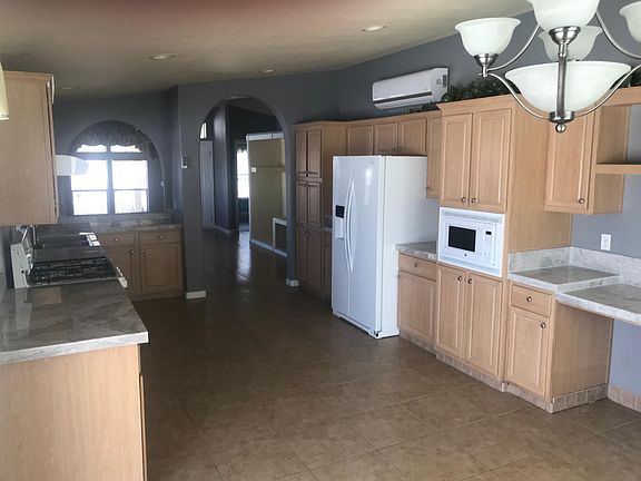 4th image of 986 Stahlman Dr