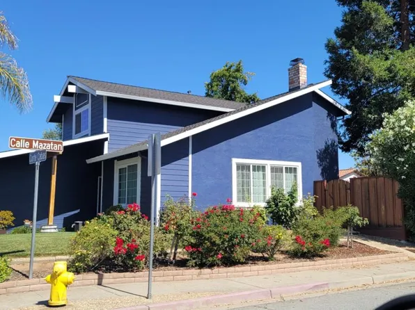 460 Corte Cabas, Morgan Hill, CA 95037