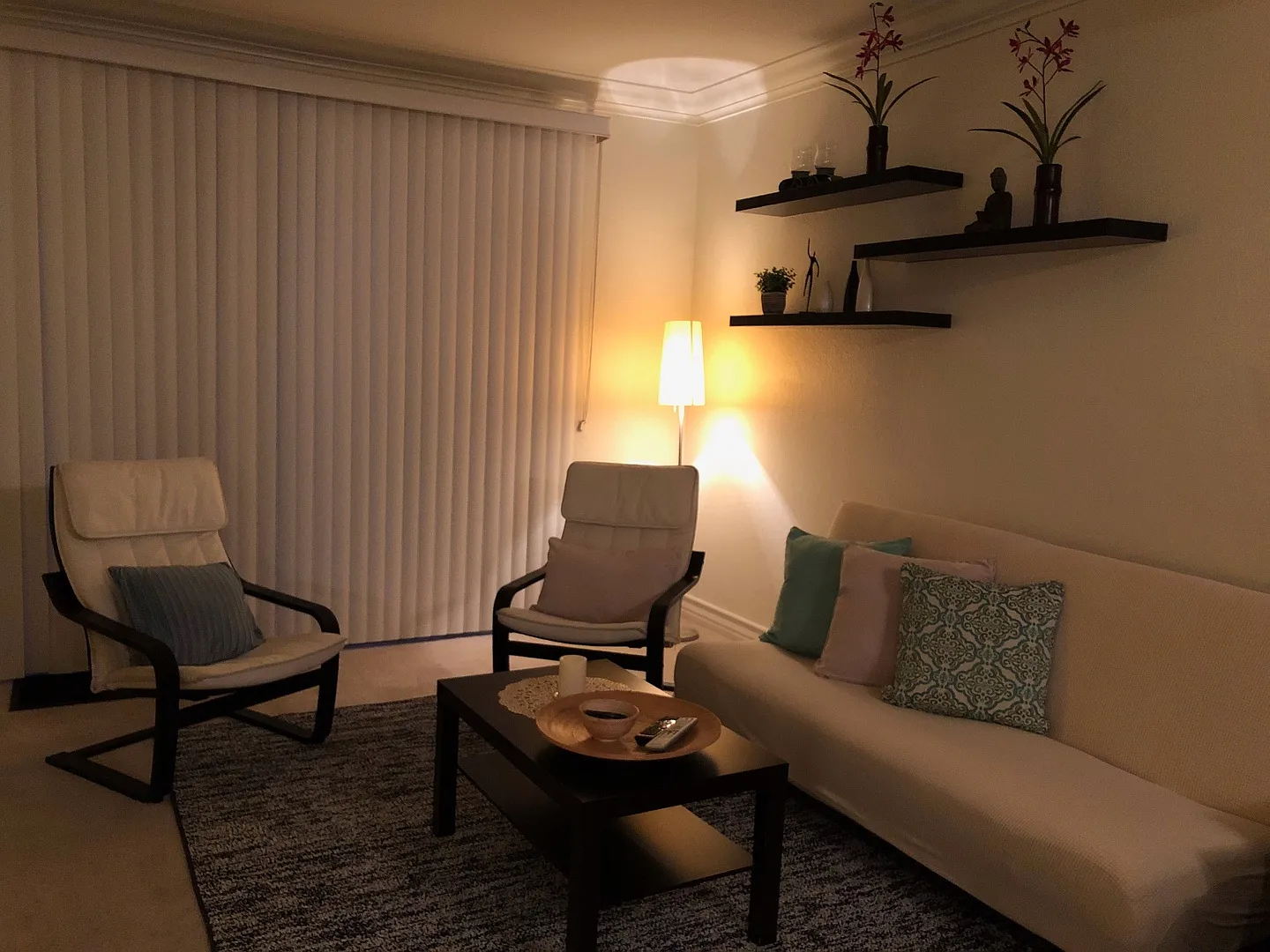 Meridian Fully Furnished Studio Condo - Resort Style Living. Utilities & Cable services Not Inclu... — Photo 3