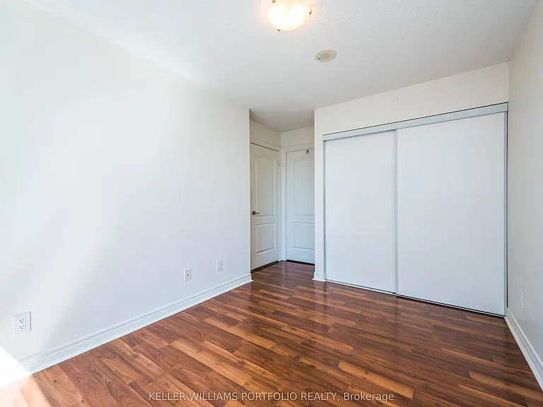 70 Town Centre Ct #806 — Photo 24