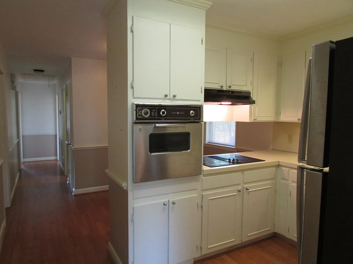 Great Brick Ranch Home Close To Mayfaire, Wrightsville Beach and Downtown! — Photo 3