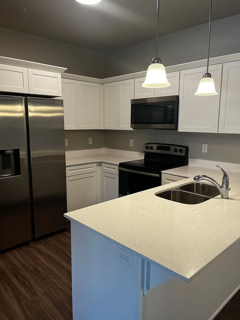 Beautiful Condo in Lehi — Photo 2