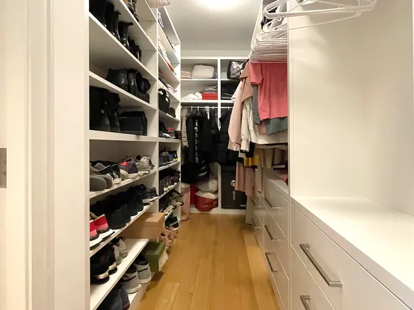 1289 Lexington Avenue image 10 of 36