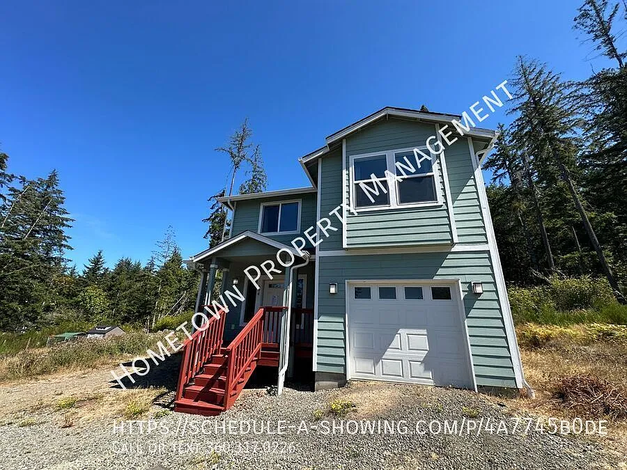 694 SE Brewer Rd