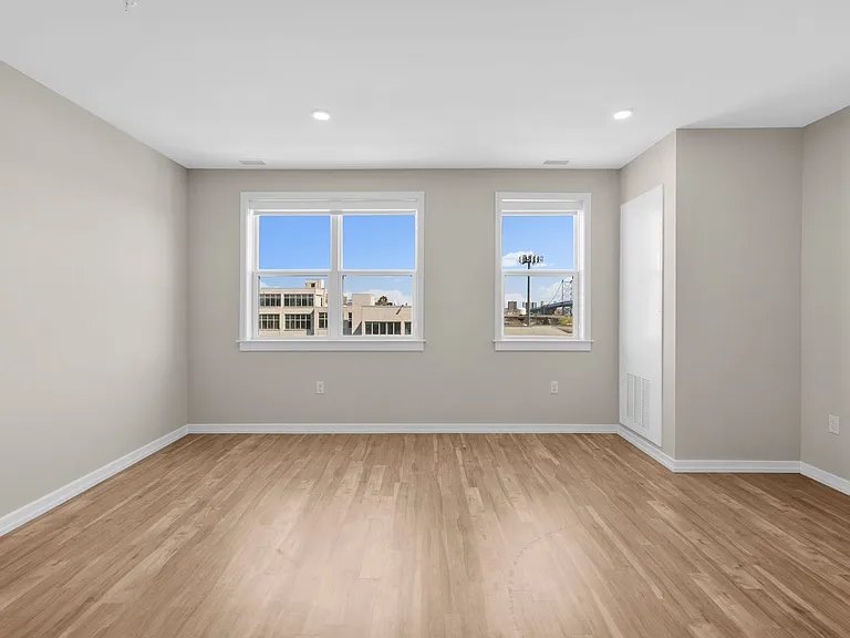 The Keystone Apartments — Photo 63