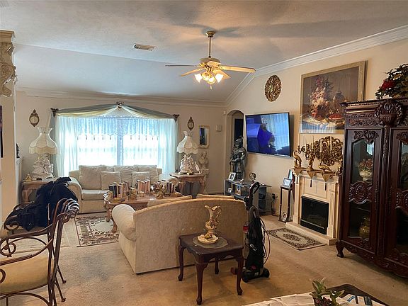 5th image of 21303 River Knoll Ln