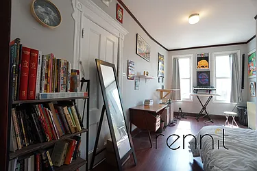 Rented by Rennit Inc.