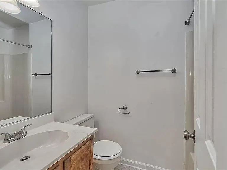 4616 Marlwood Way — Photo 8