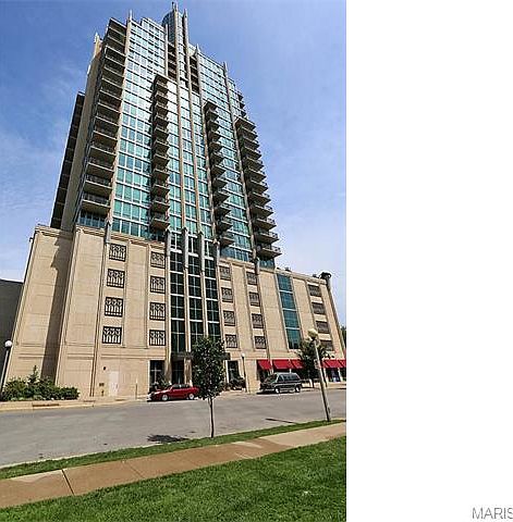 1st image of 4909 Laclede Ave APT 1304