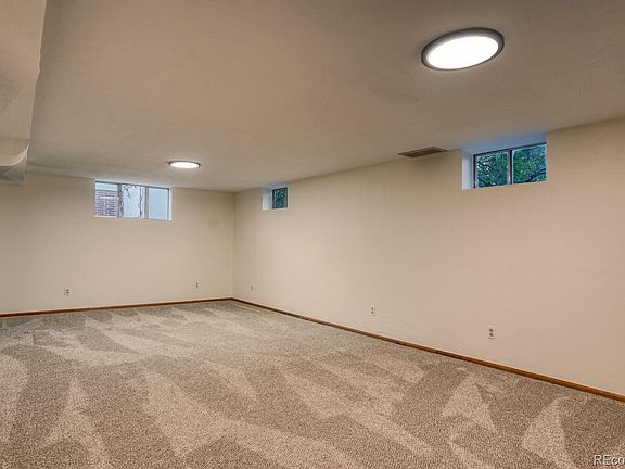 4th image of 345 S Lee Street