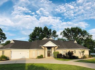 131 Lakeside Ct, Lake Village, AR 71653