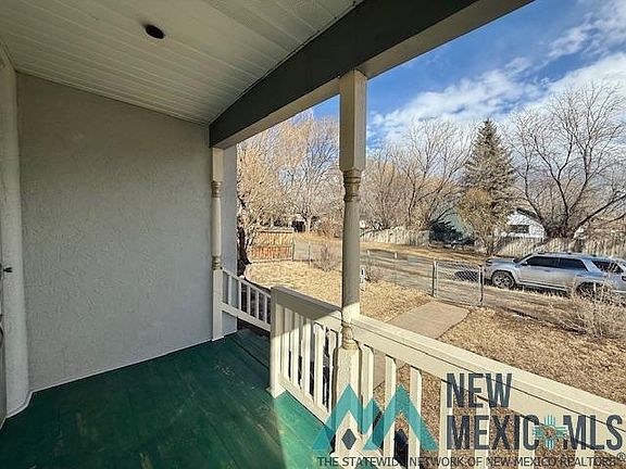 3rd image of 646 Collier Ave