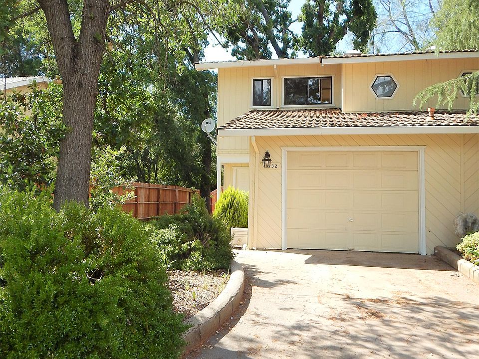 1st image of 11432 Columbia Village Dr