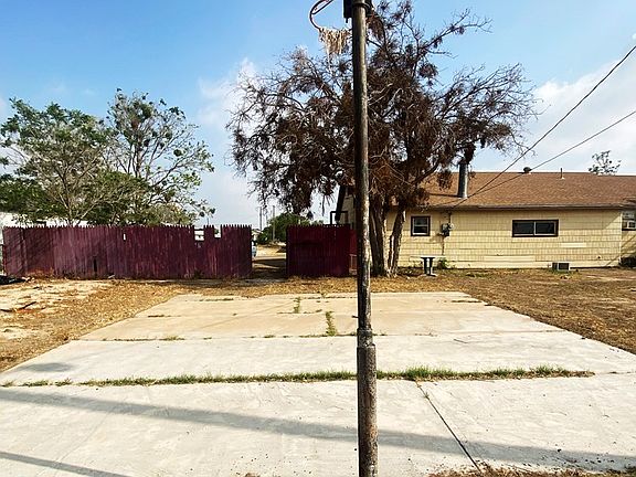 5th image of 900 S Emerson Ave