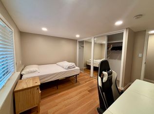 8843 16th Ave SW, Seattle, WA 98106