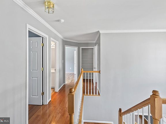 5th image of 3622 Carolina Ct #1