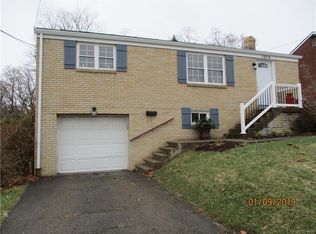 1214 Edgewood Dr, Homestead, PA 15120