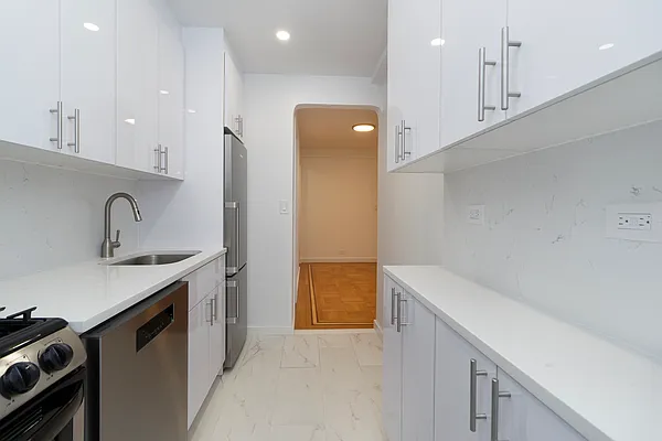 Rented by Oxford Property Group | media 13