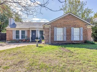 3812 Lightland Rd, Fort Worth, TX 76137