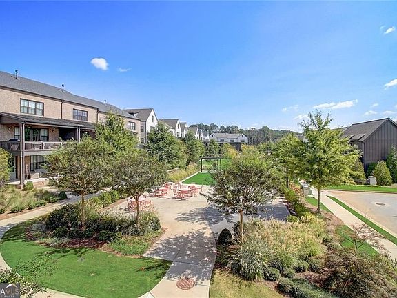 2nd image of 6675 Cortland Walk