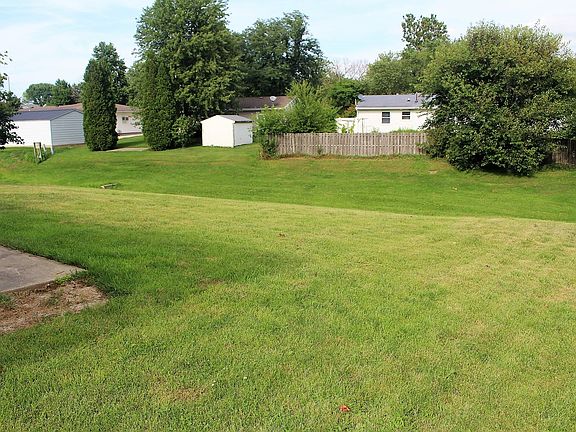 4th image of 62 Kirkwood Dr W