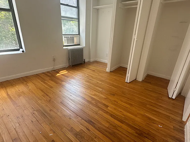 31 Oliver St #3D — Photo 6